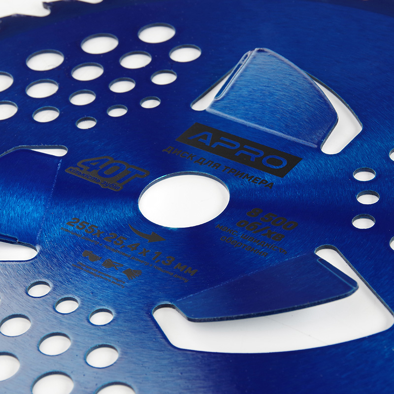 Диск для триммера с твердосплавными напайками 40Т 3 лепестки (для кустов) APRO