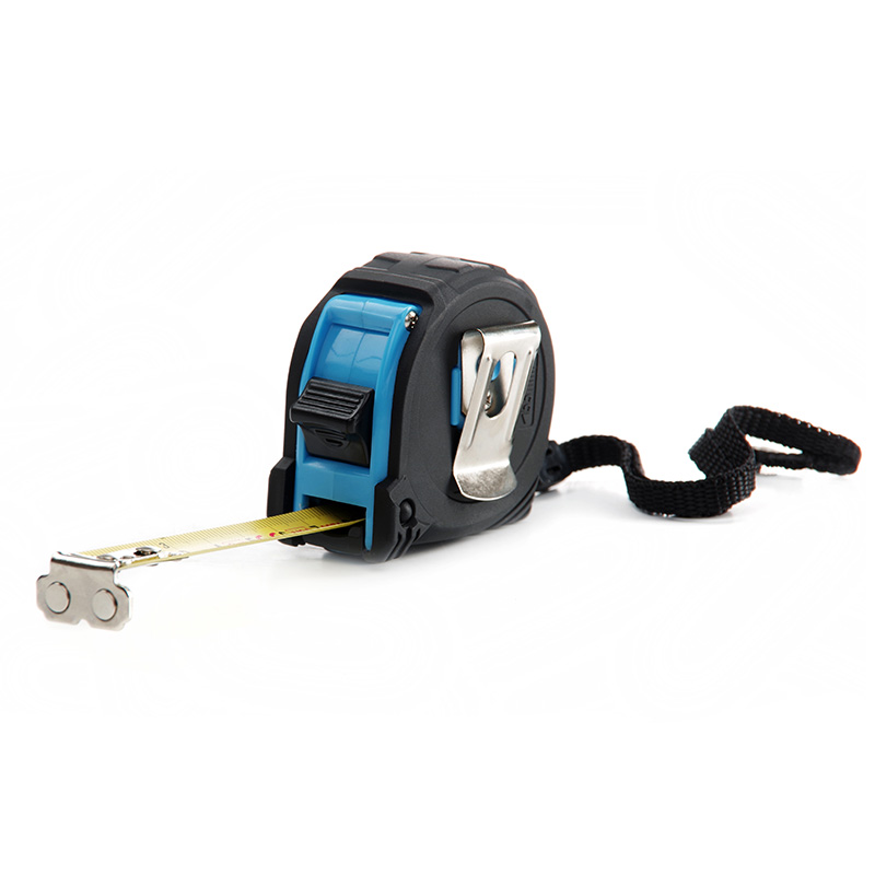 Рулетка магнитная обрезиненная 3мх16мм APRO