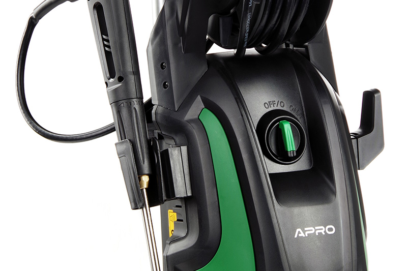 APRO vs Karcher: чесне порівняння мийок до 6000 грн