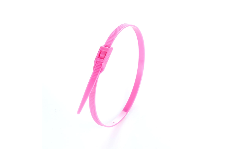 нейлоновые стяжки