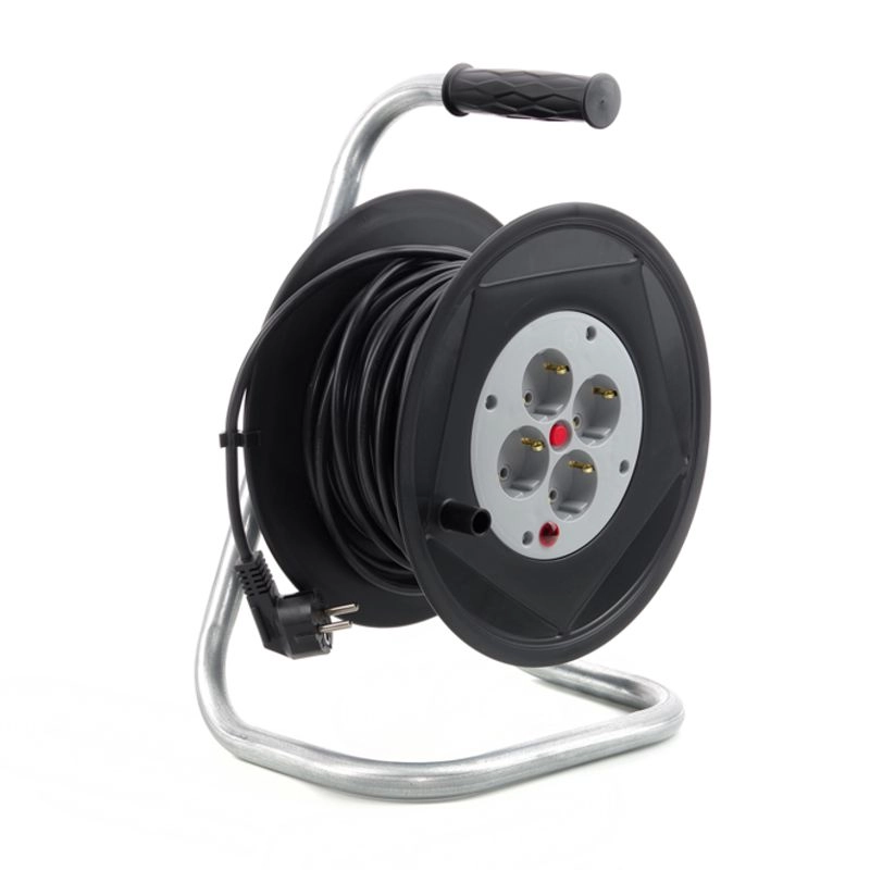 Подовжувач на котушці  з заземленням та запобіжником 3х1,0кв.мм 25м APRO [1]